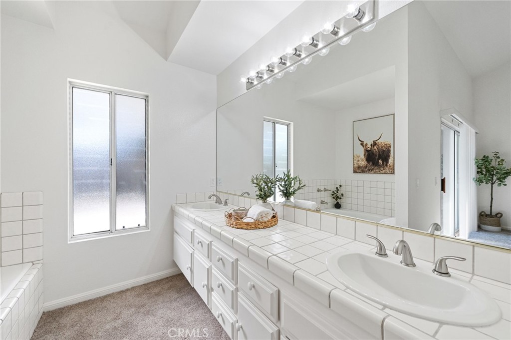 43945 Northgate Avenue