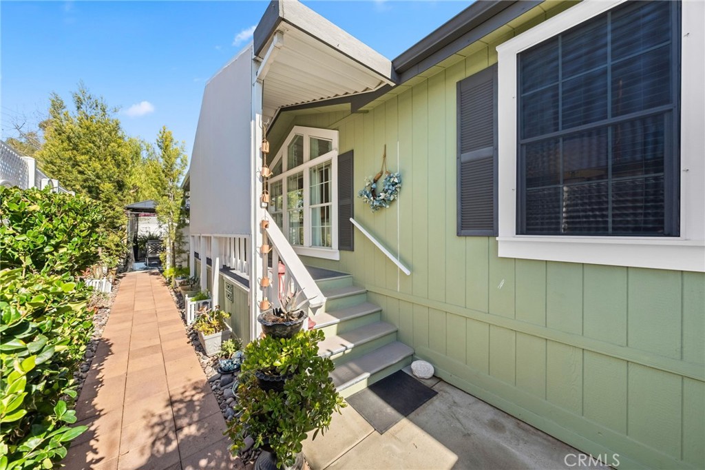 31130 S General Kearny Road 37