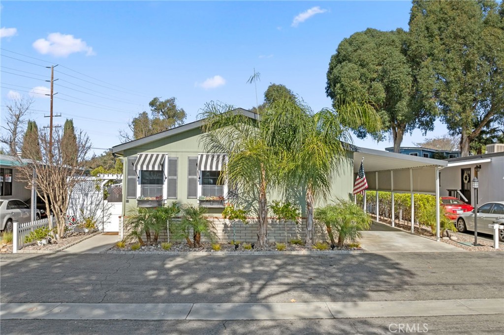 31130 S General Kearny Road 37