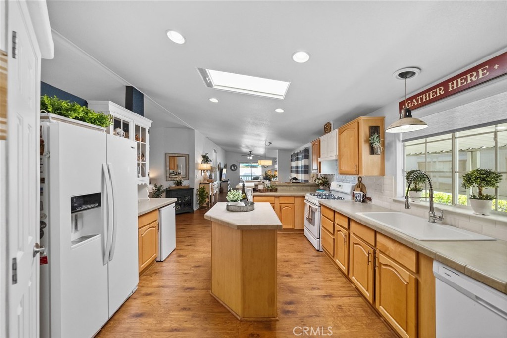 31130 S General Kearny Road 37