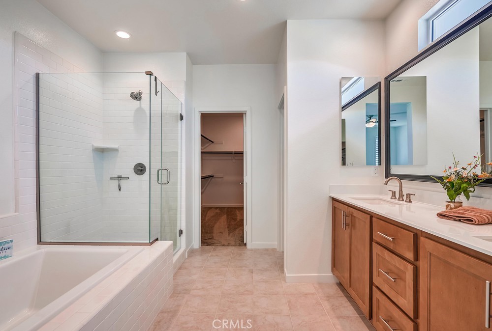 39283 Ceanothus Place