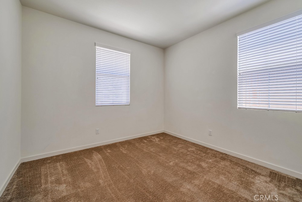 39283 Ceanothus Place