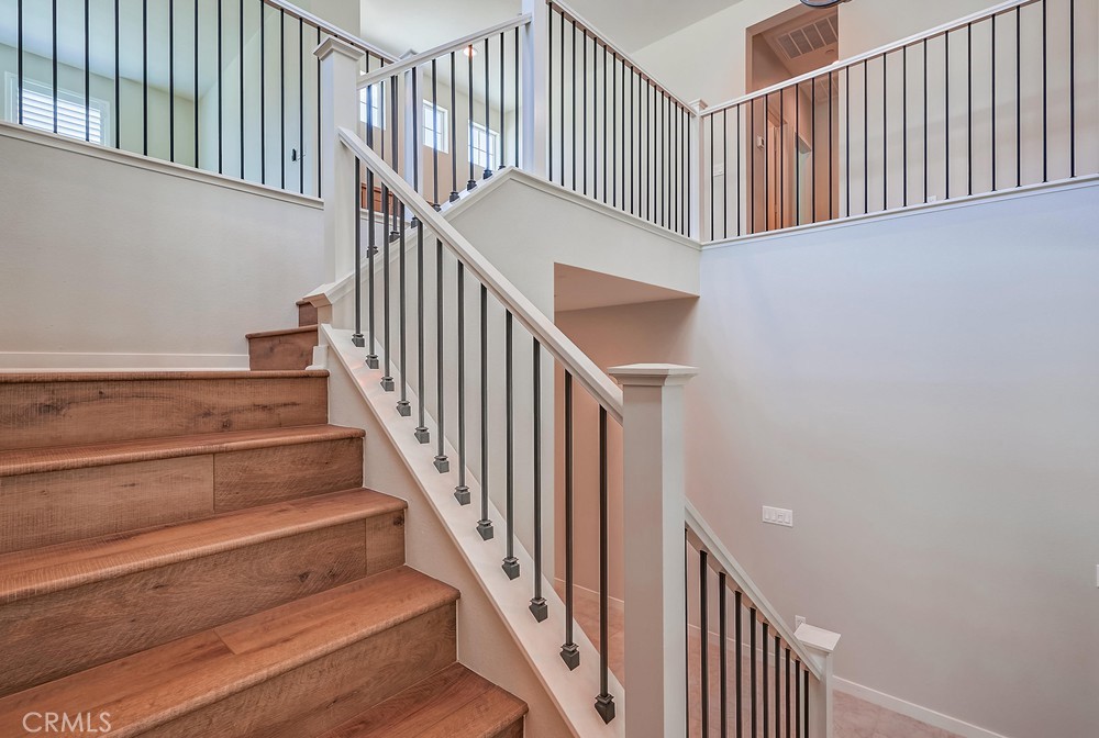 39283 Ceanothus Place