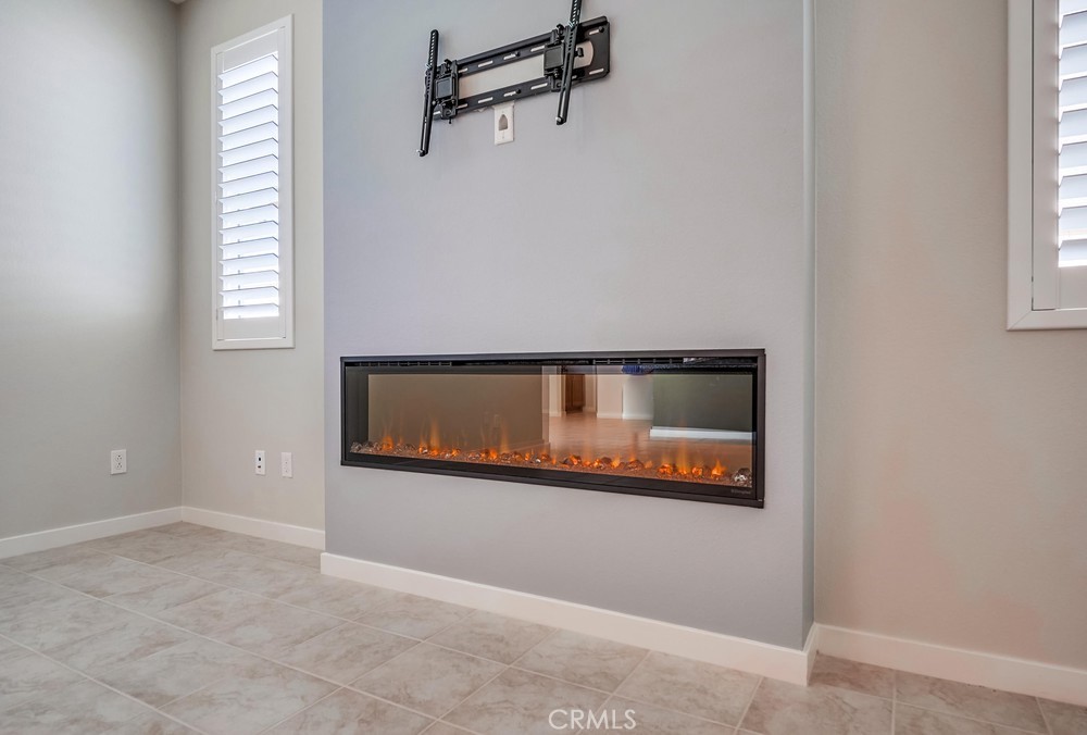 39283 Ceanothus Place