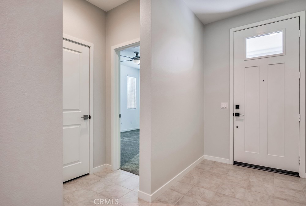 39283 Ceanothus Place