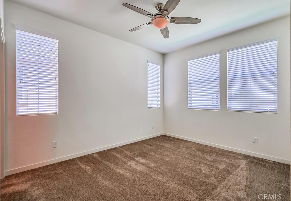 39283 Ceanothus Place