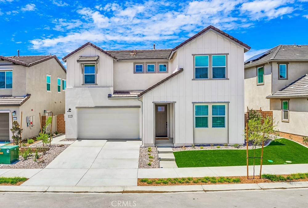 39283 Ceanothus Place