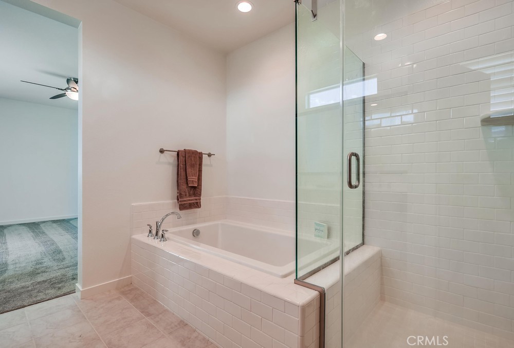 39283 Ceanothus Place