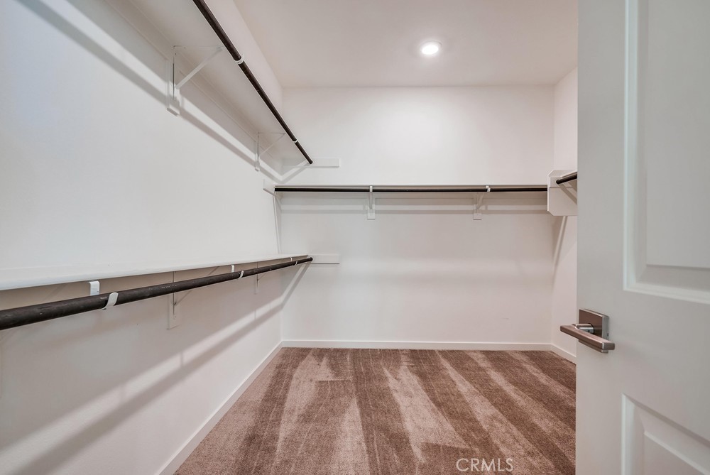 39283 Ceanothus Place