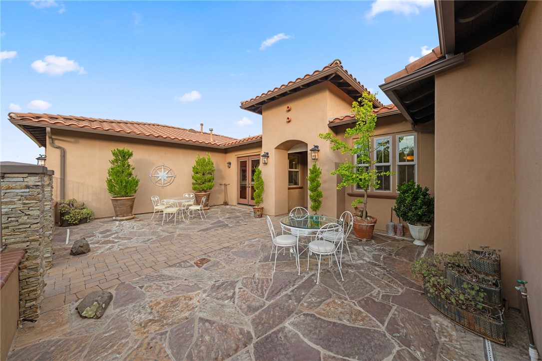 42125 Hacienda Drive