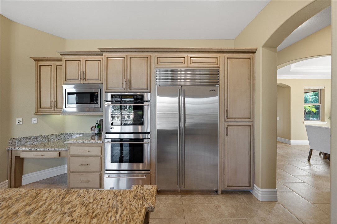 42125 Hacienda Drive