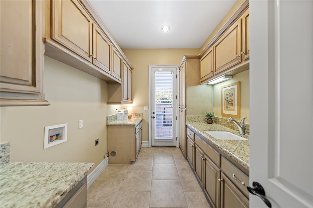 42125 Hacienda Drive