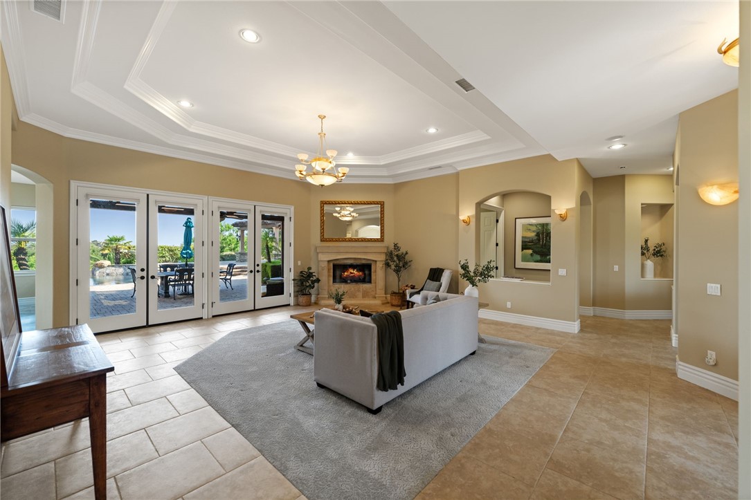 42125 Hacienda Drive