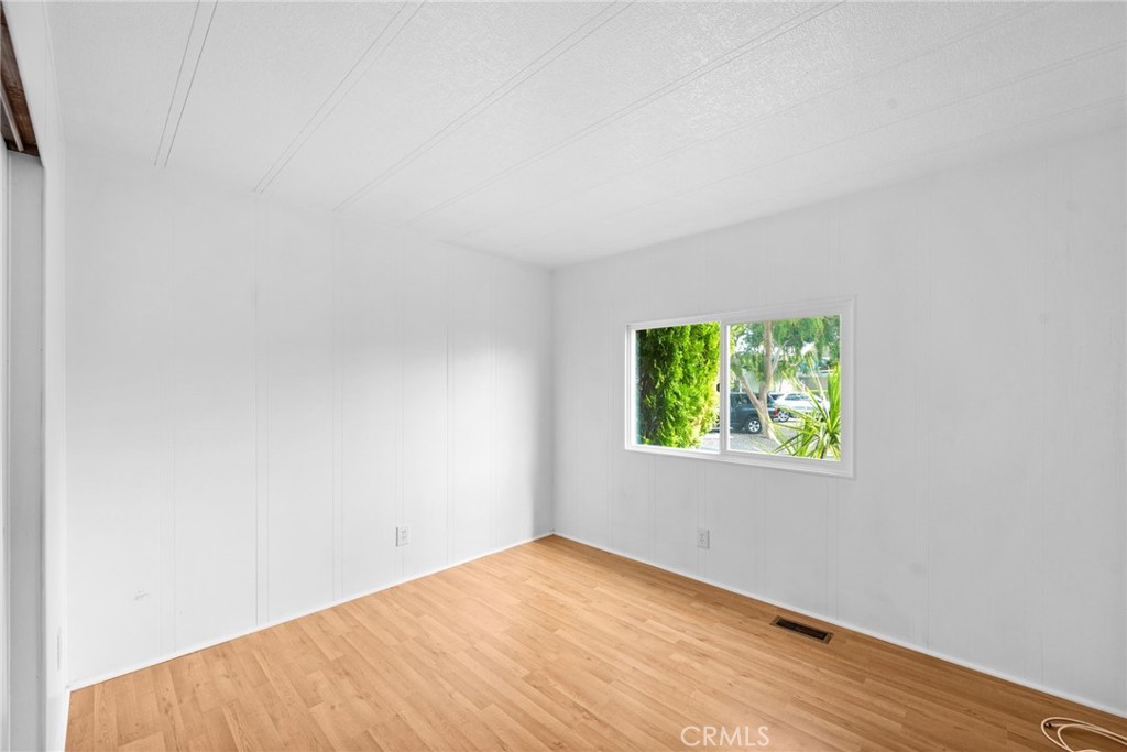 31130 S General Kearny 32