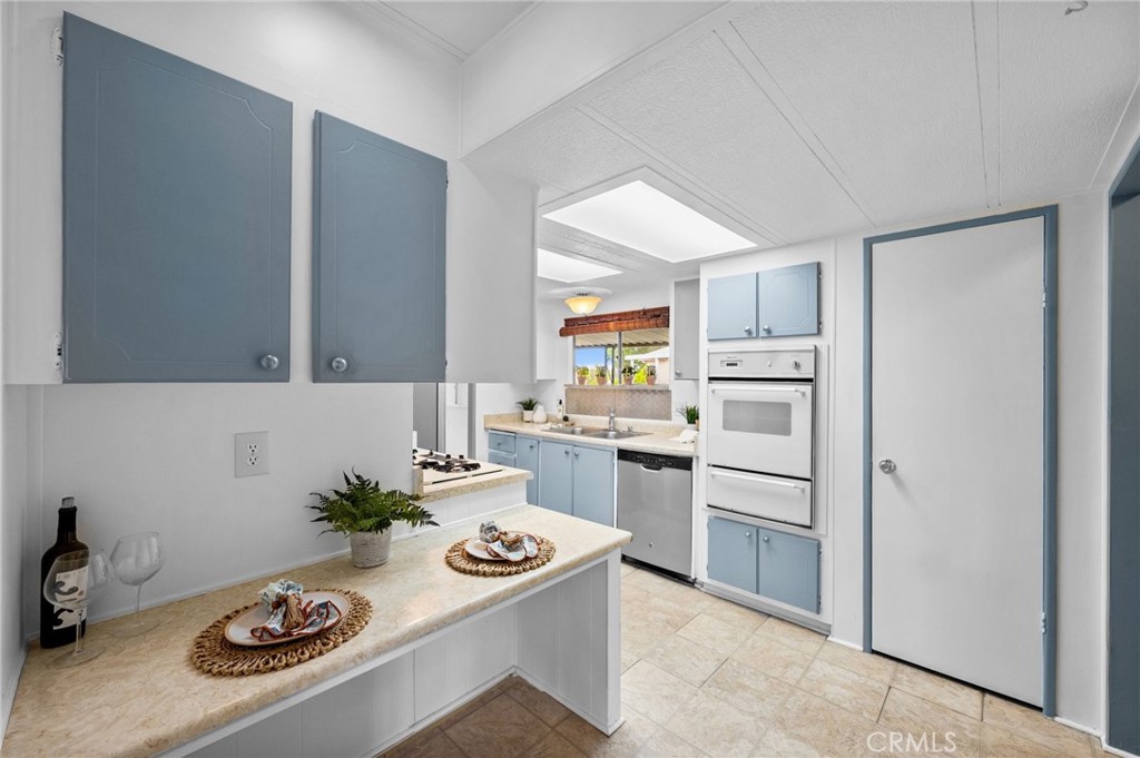 31130 S General Kearny 32