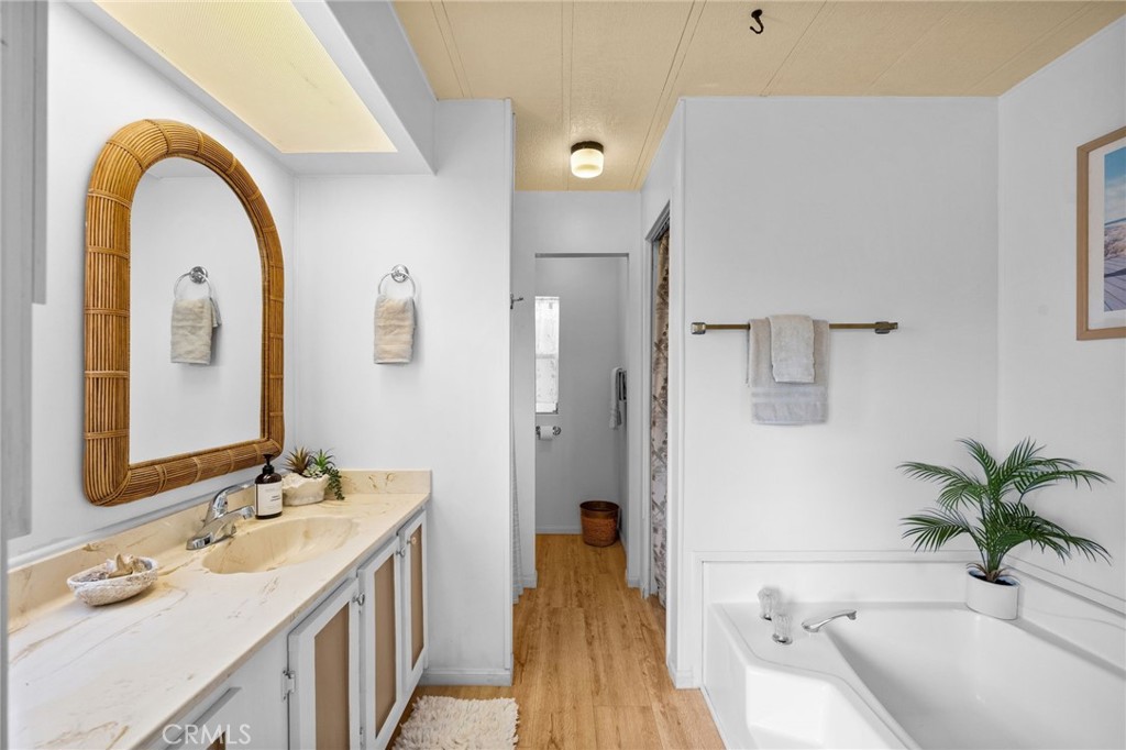 31130 S General Kearny 32