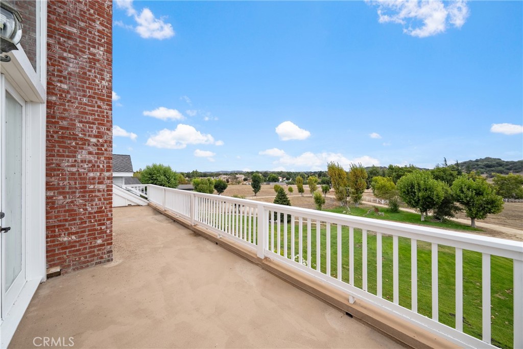 42580 Avenida Escala