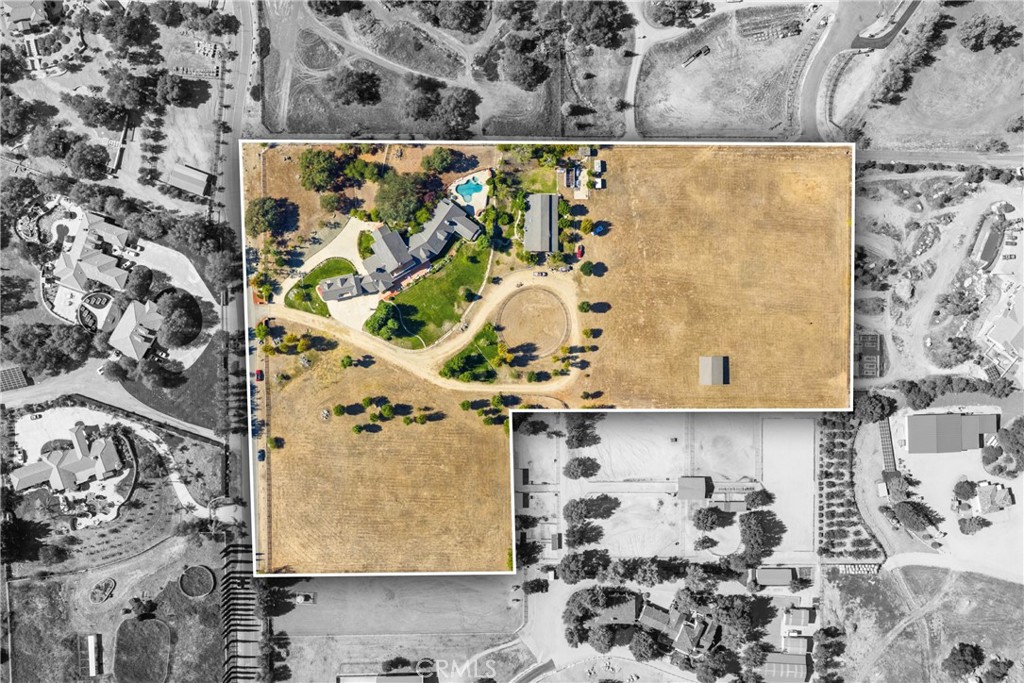 42580 Avenida Escala