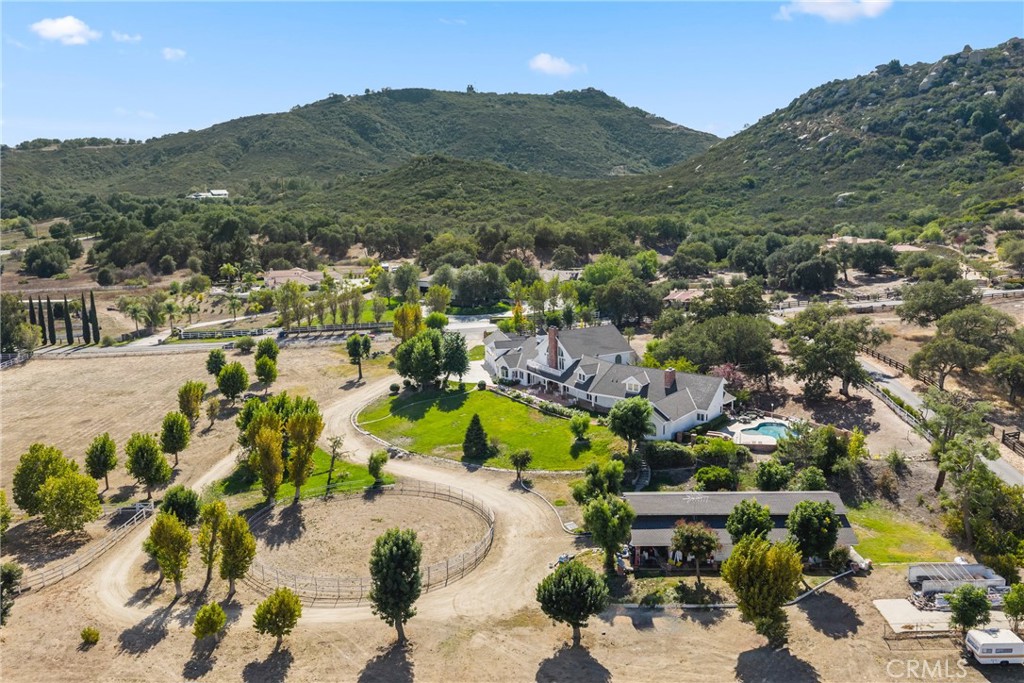 42580 Avenida Escala