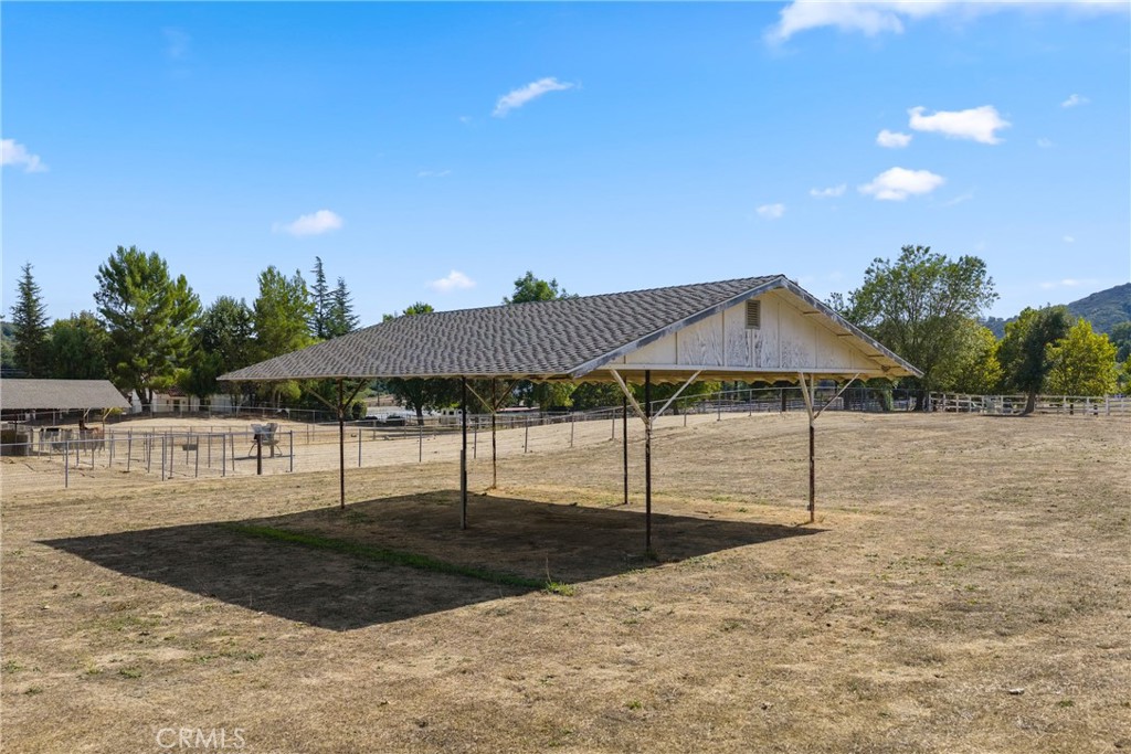 42580 Avenida Escala