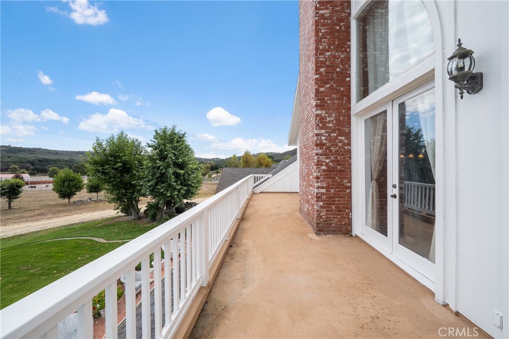 42580 Avenida Escala