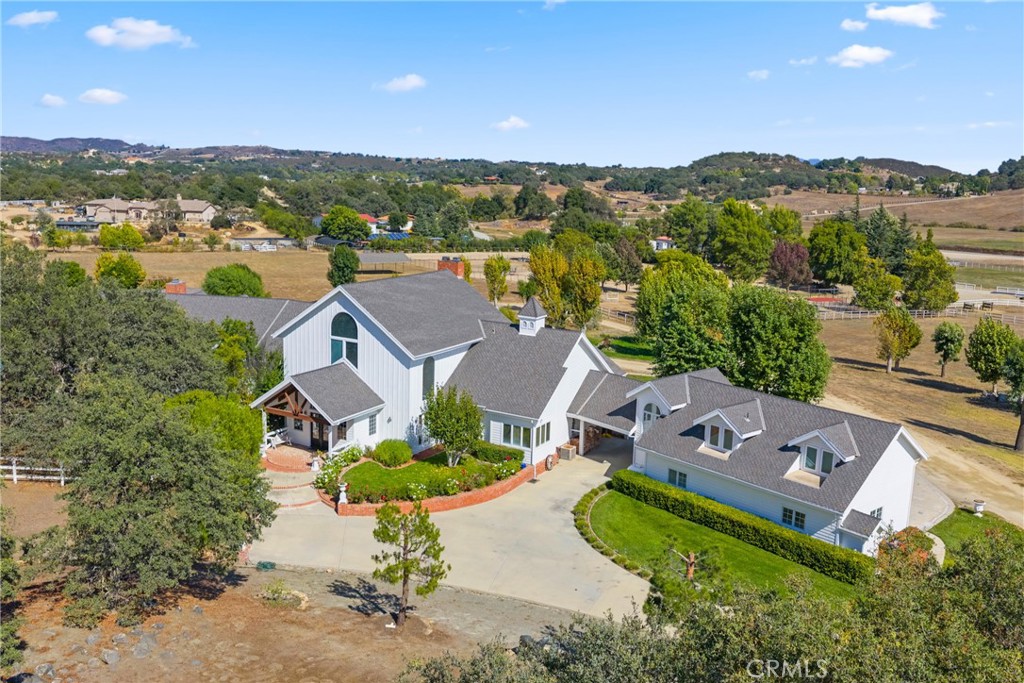 42580 Avenida Escala