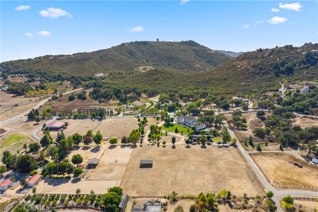 42580 Avenida Escala