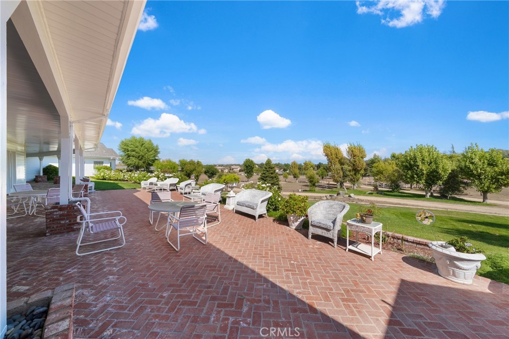 42580 Avenida Escala