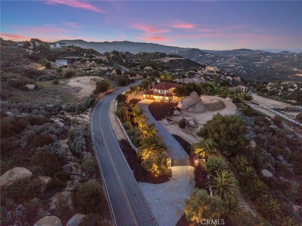 41950 Hacienda Dr