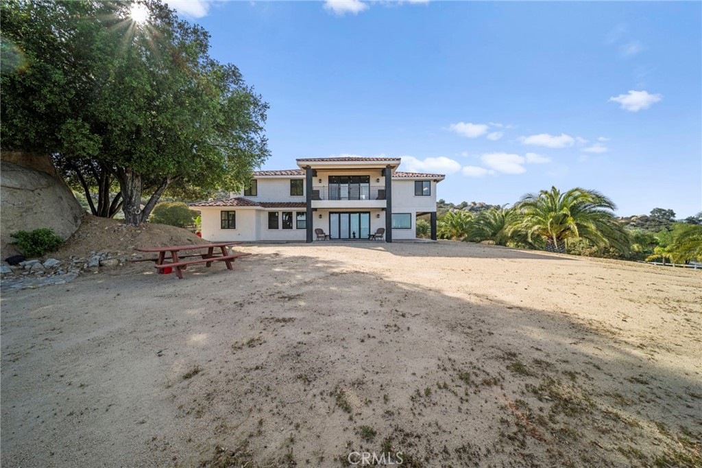 41950 Hacienda Dr