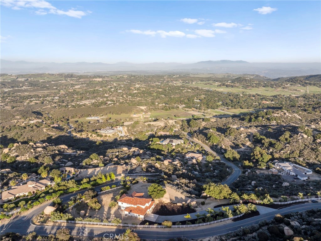 41950 Hacienda Dr