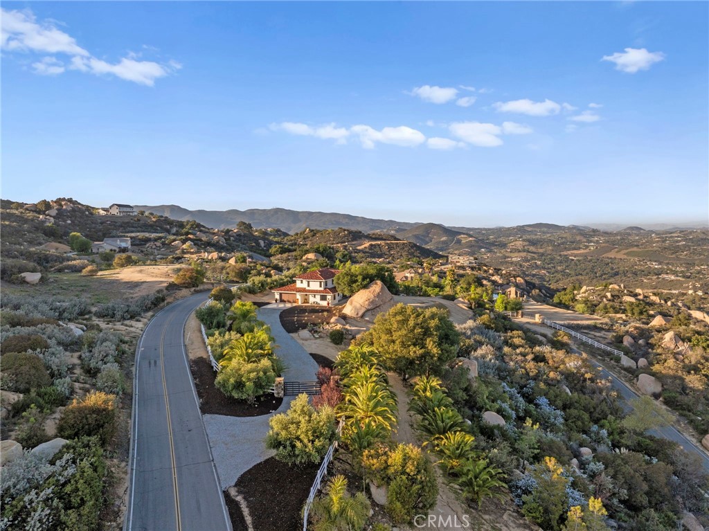 41950 Hacienda Dr