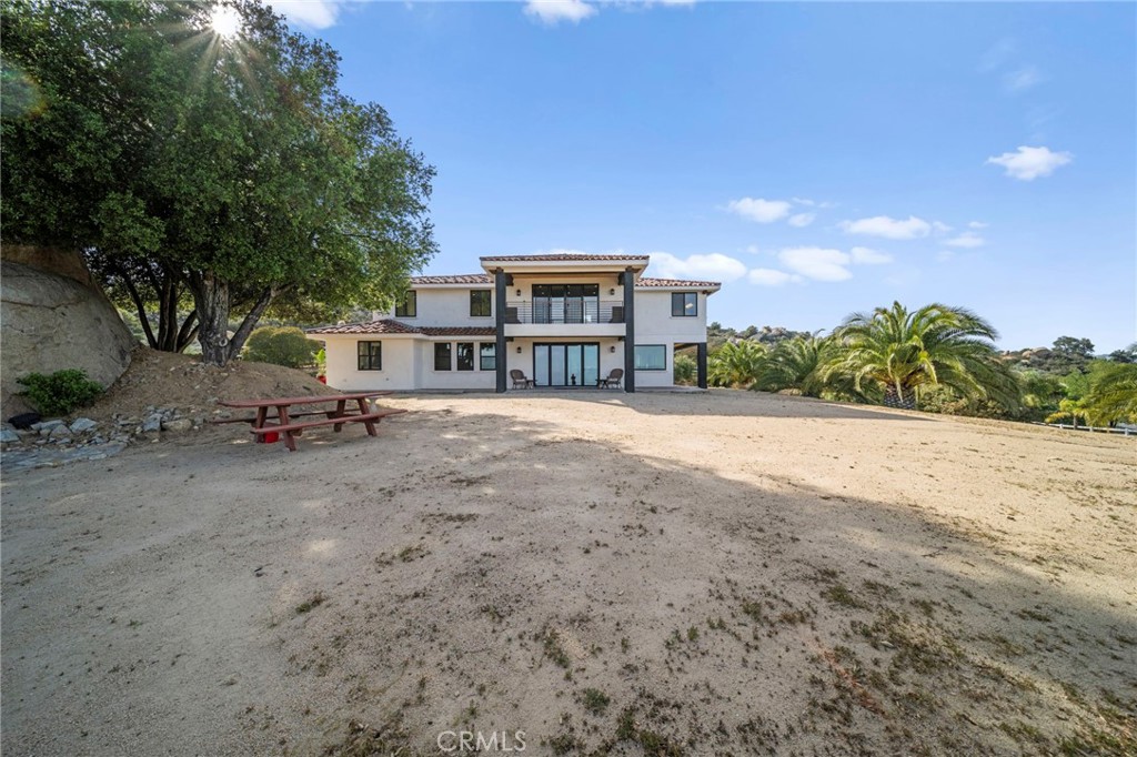 41950 Hacienda Dr