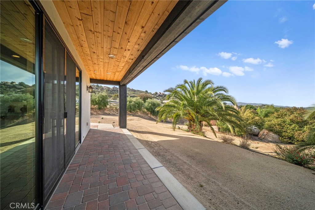 41950 Hacienda Dr