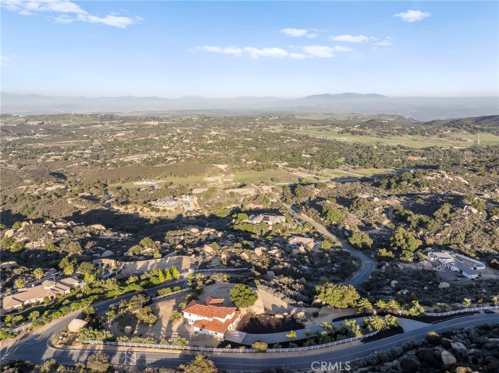 41950 Hacienda Dr