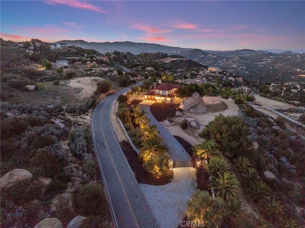 41950 Hacienda Dr