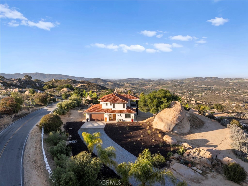 41950 Hacienda Dr