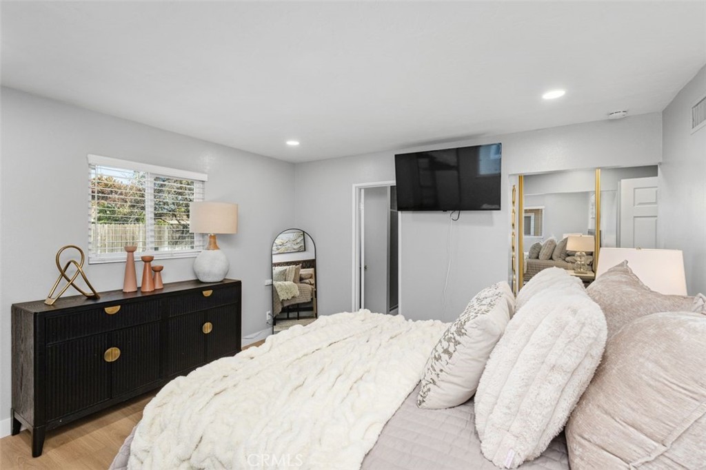 123 E Wilson