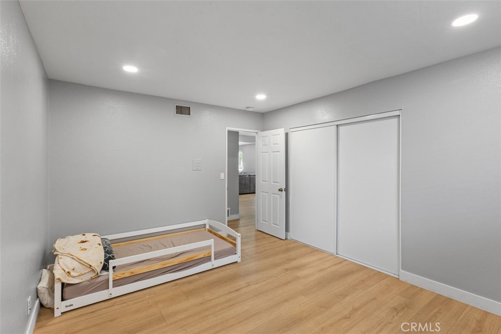 123 E Wilson