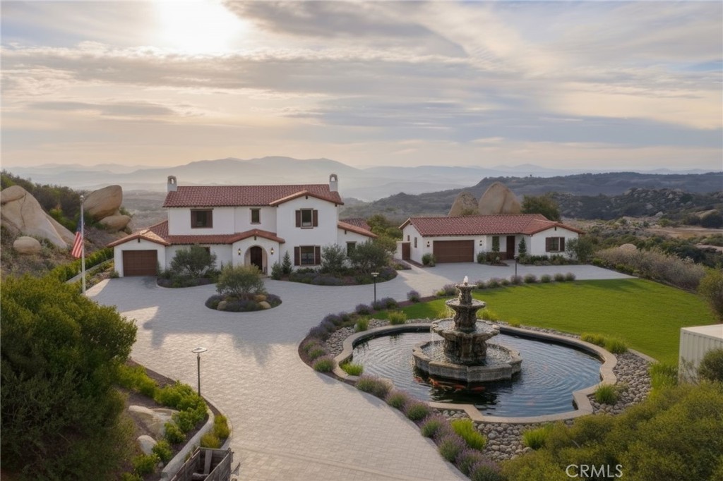 41612 Avenida De Encanto