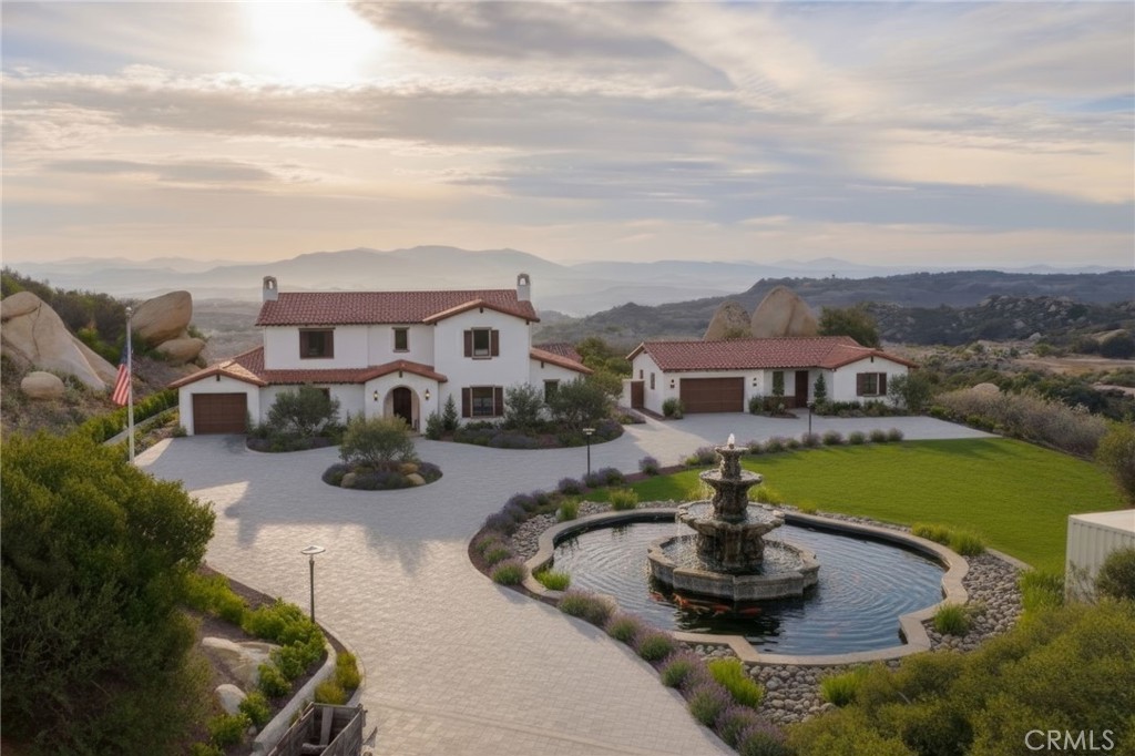 41612 Avenida De Encanto