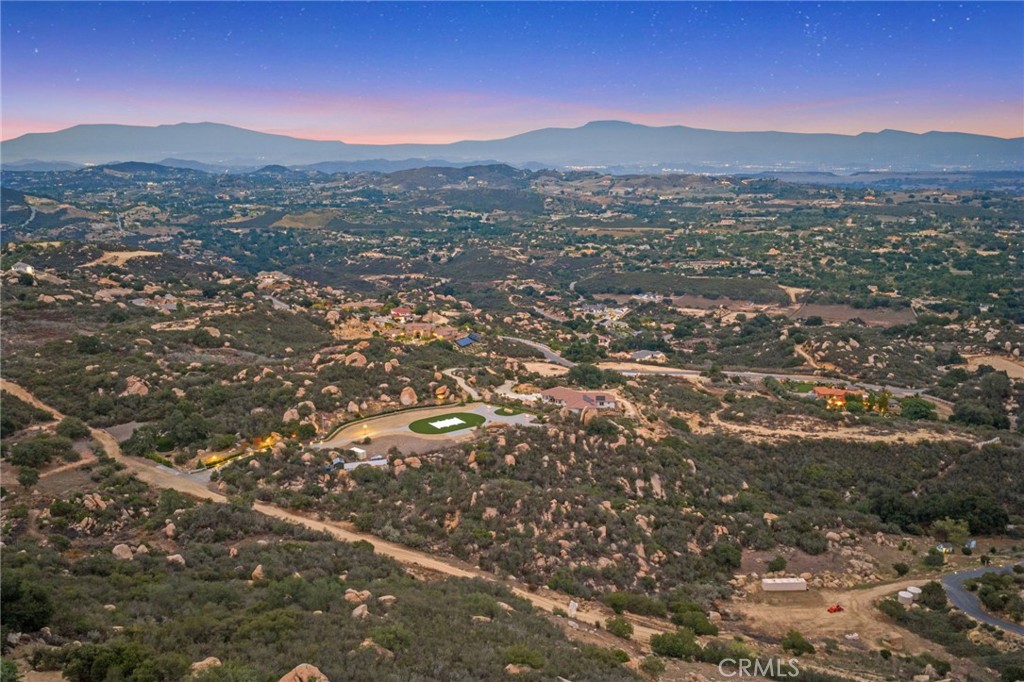 41612 Avenida De Encanto