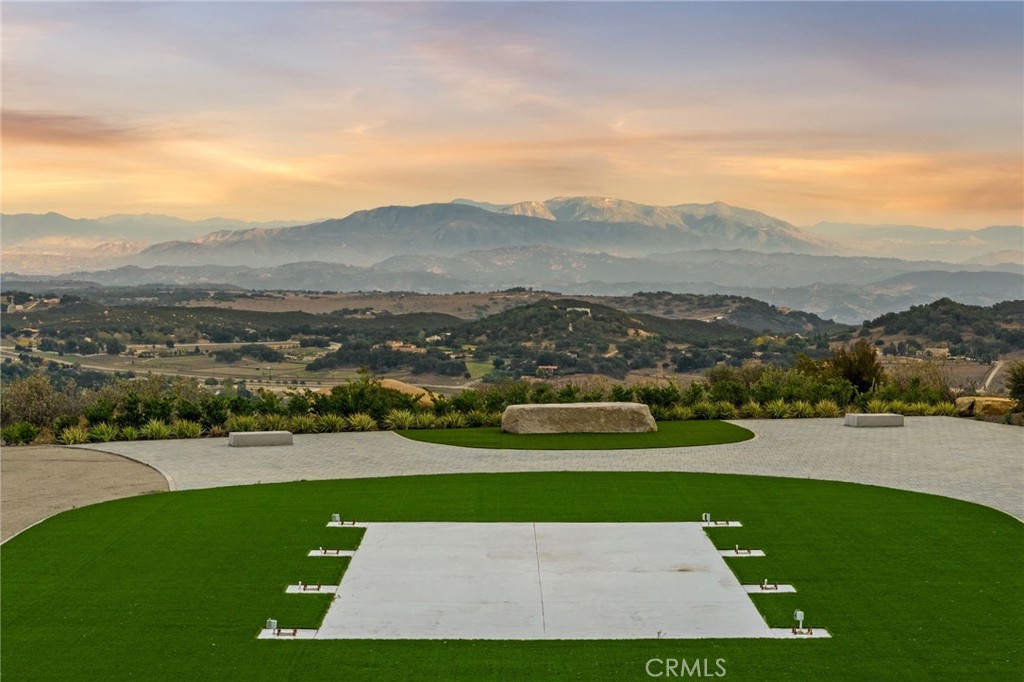 41612 Avenida De Encanto