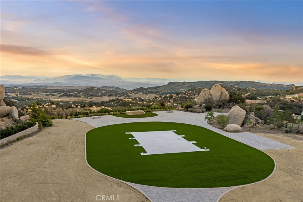 41612 Avenida De Encanto