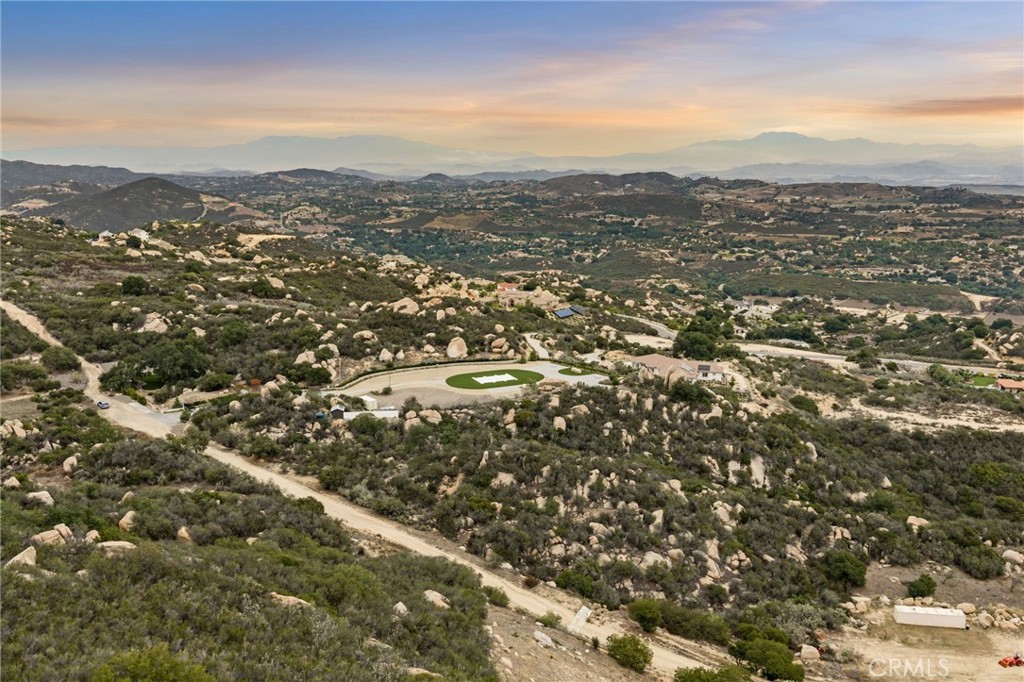 41612 Avenida De Encanto