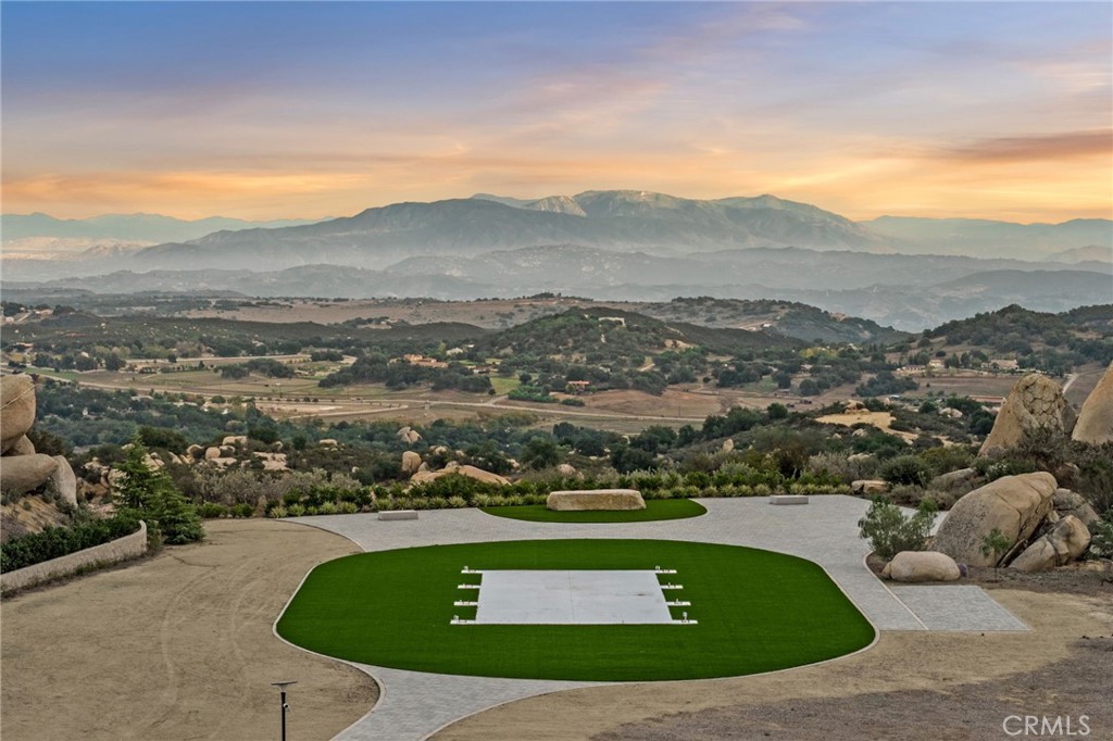 41612 Avenida De Encanto