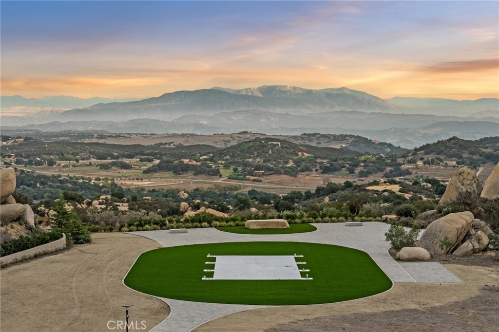 41612 Avenida De Encanto