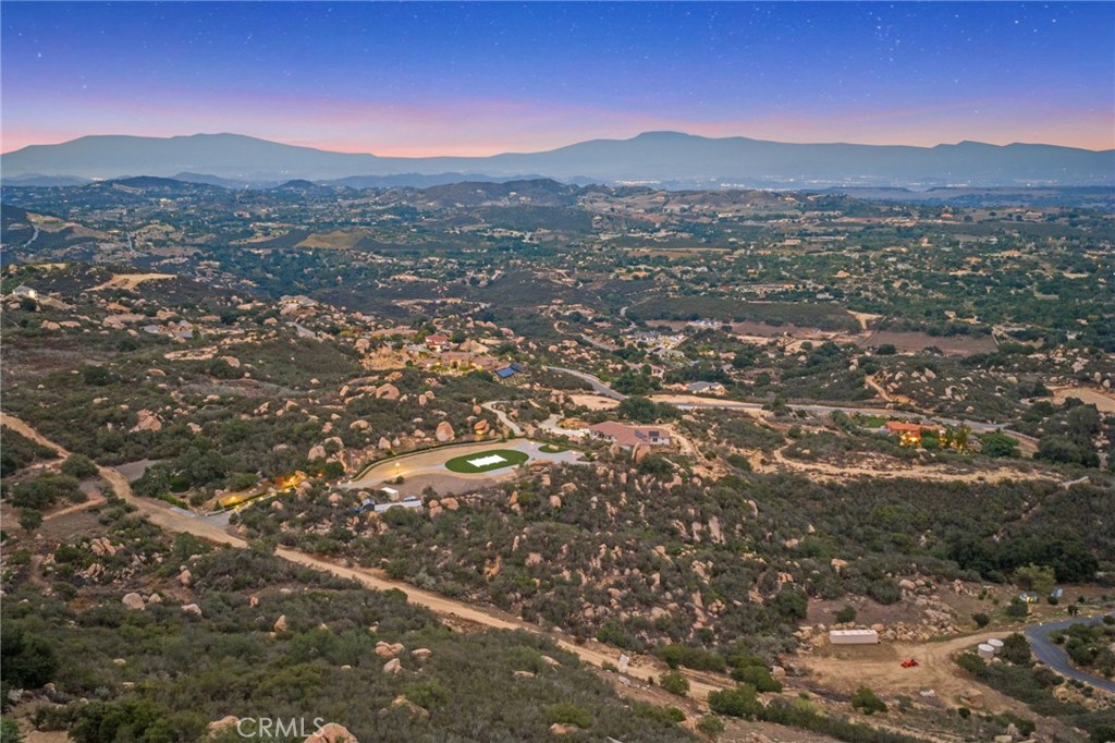 41612 Avenida De Encanto