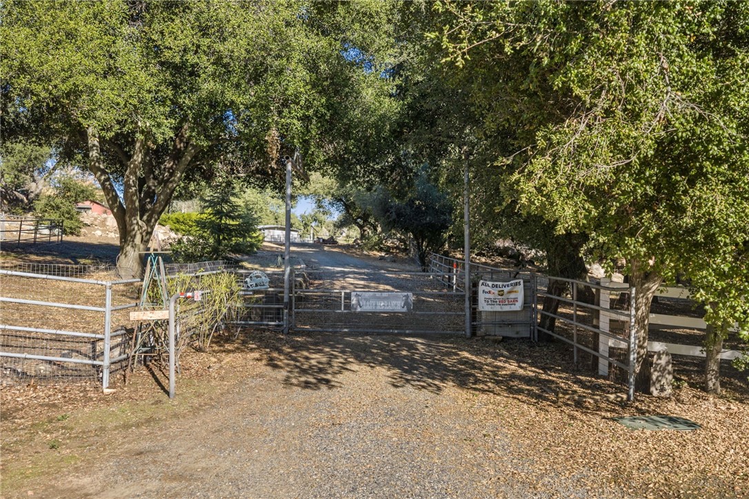 17705 Rodeo Road