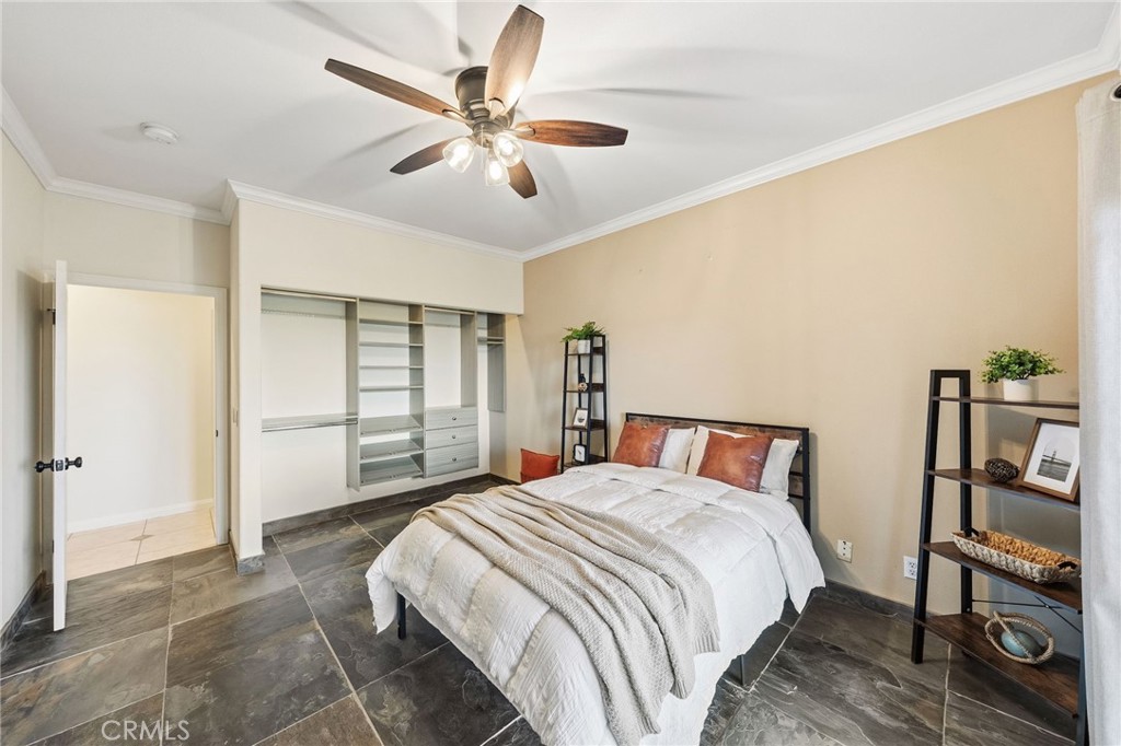 40055 Valle Vista